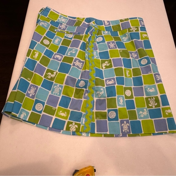 LILLY PULITZER WOMEN’S SKORT SIZE 14 Green, Blue & Purple Beach Theme - Picture 5 of 12